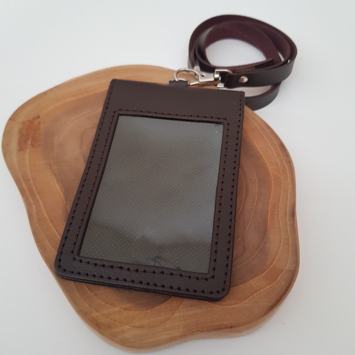 

Bagus Id Card Holder Name Tag Magnet Kulit Sintetis Trendi