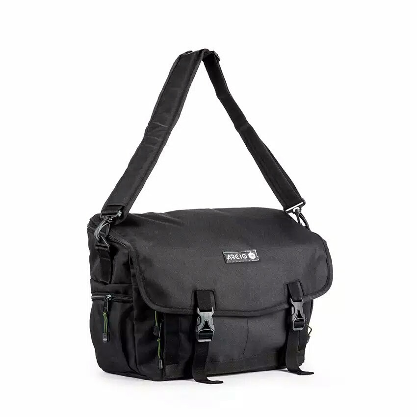 DELTA BLACK - Tas Slempang Messenger Multifungsi Sling Bag Pria Wanita Slingbag