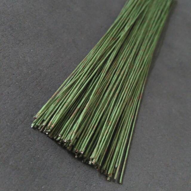 Tangkai atau kawat bunga no 22 jual per ikat isi 100 pcs Tangkai atau kawat bunga no 22 jual per ikat isi 100 pcs