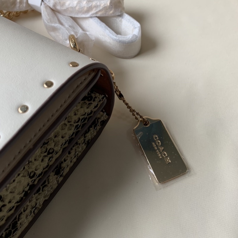 KLARE CROSSBODY IN SIGNATURE CANVAS WITH RIVETS (COACH 90400)