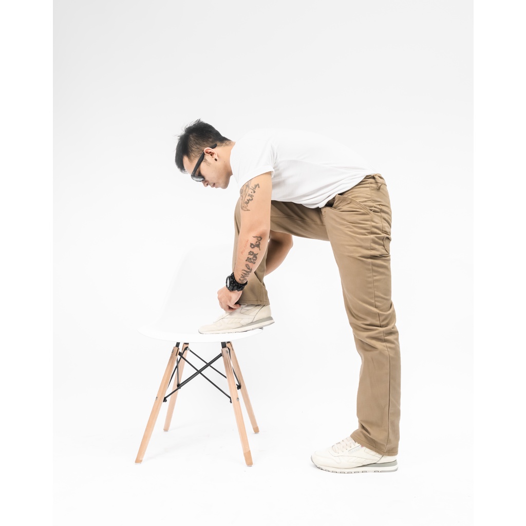Gizmo Celana Chino Reguler Forthright Mocca Loose Pants