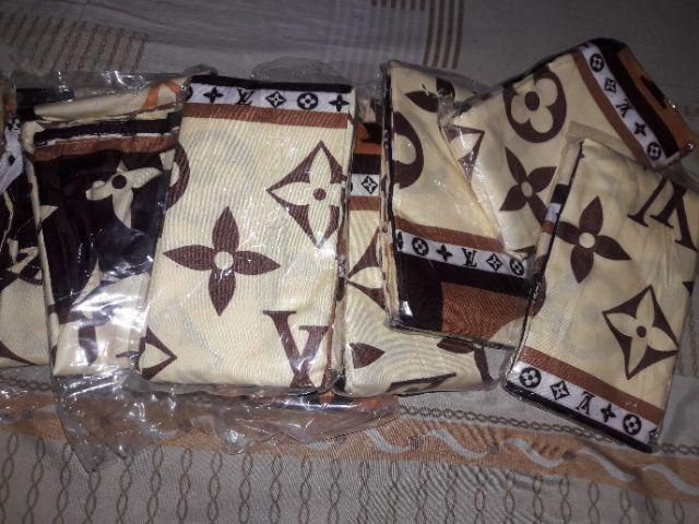 Hordeng / Gorden Jendela  ( 1 Kg 10 Pcs )