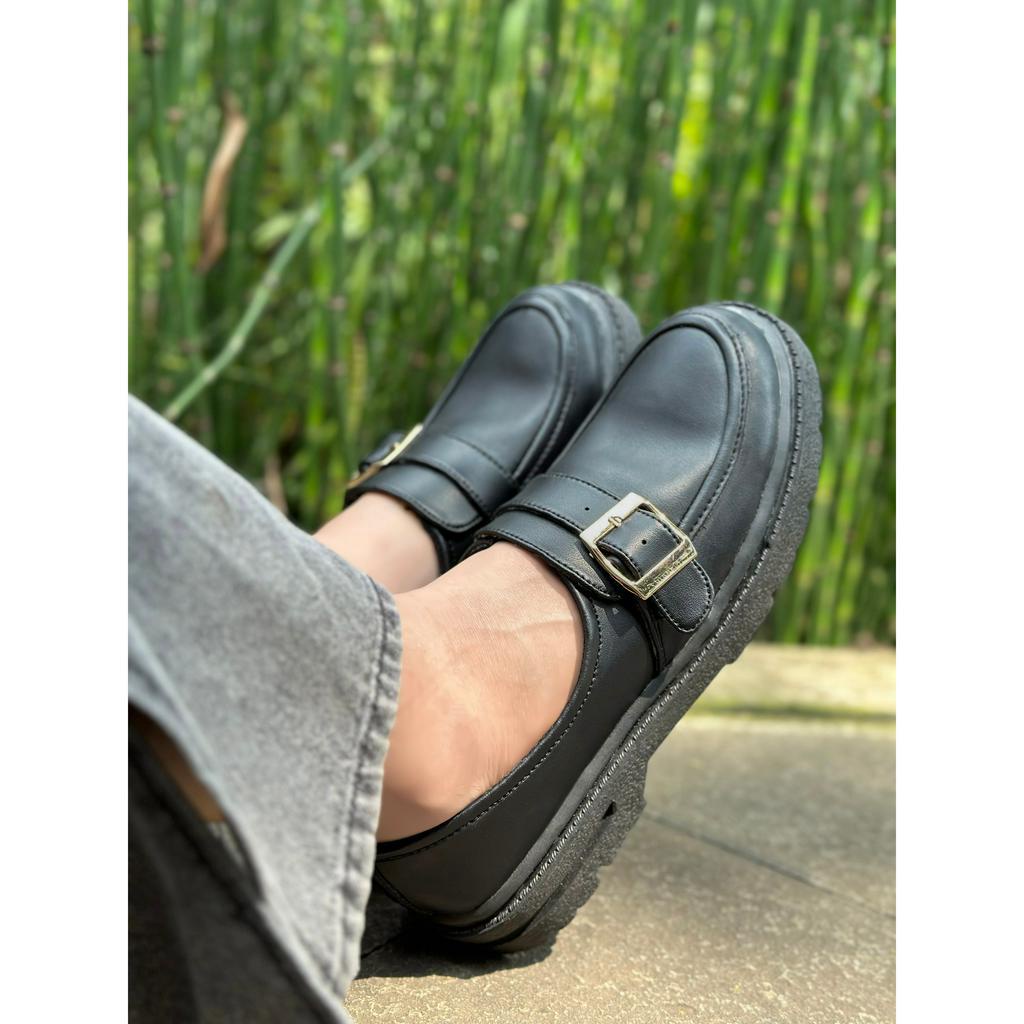 Sepatu pantofel wanita kerja formal cewek sekolah bahan kulit sintesis  ST. 50