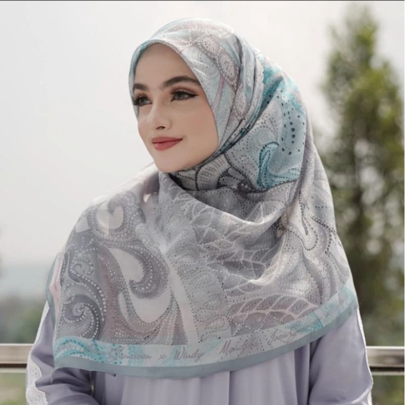 LEMBAYUNG TURQUISE SCARF WINDY X MANDJHA IVAN GUNAWAN