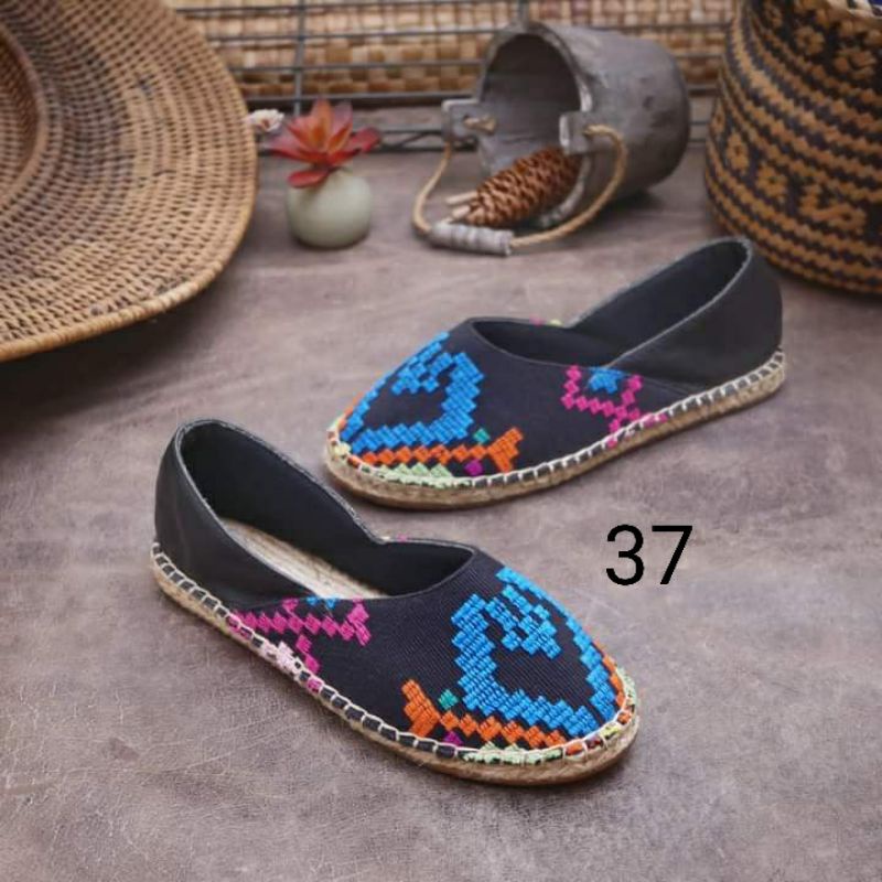 SANDAL ESPADRILLES, ESPADRILLES KOMBINASI TENUN NTT, ESPADRILLES MURAH, SANDAL ETNIK, ESPADRILLES CA