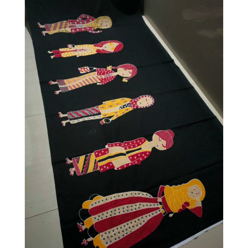 KAIN SOLO BATIK MOTIF BU TEJO Dasaran Hitam