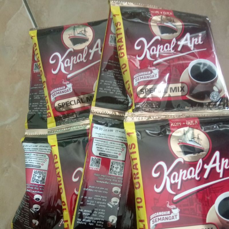 

Kapal Api special mix