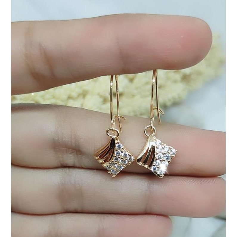 anting emas 22