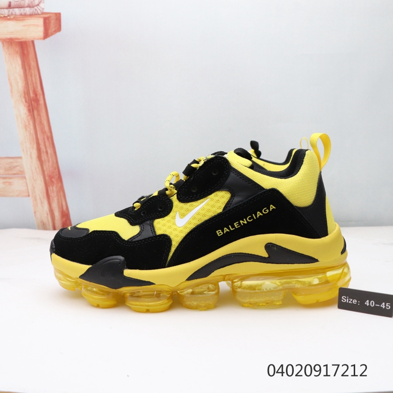 balenciaga triple s vapormax