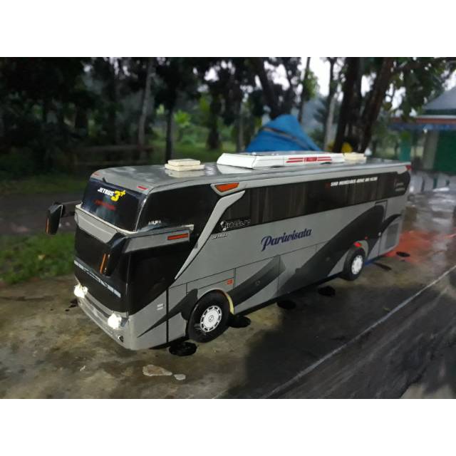 Mobil mainan Miniatur bus kerub full lampu