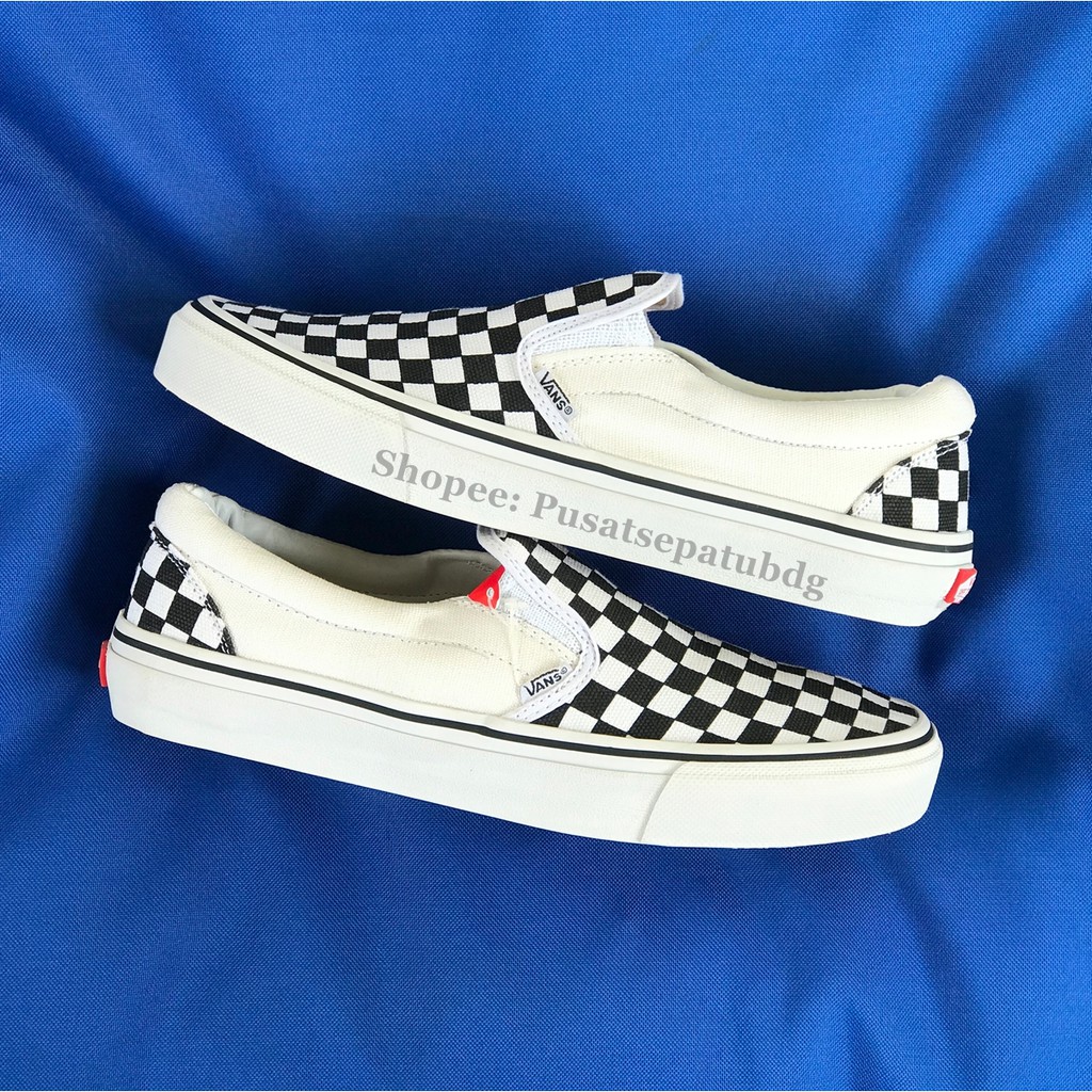 VANS SLIP ON CHECKERBOARD BLACK WHITE LIST HITAM