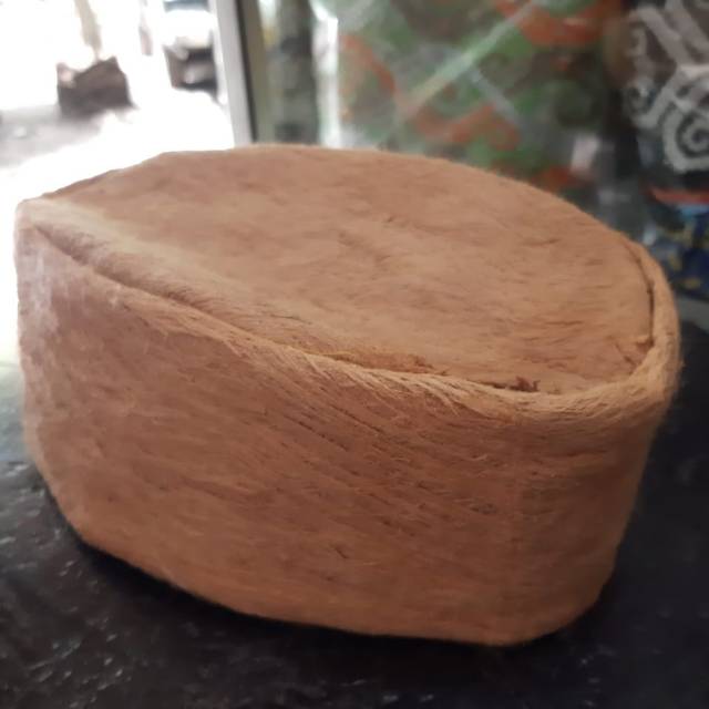 Peci/kopiah kulit kayu asli Kalimantan
