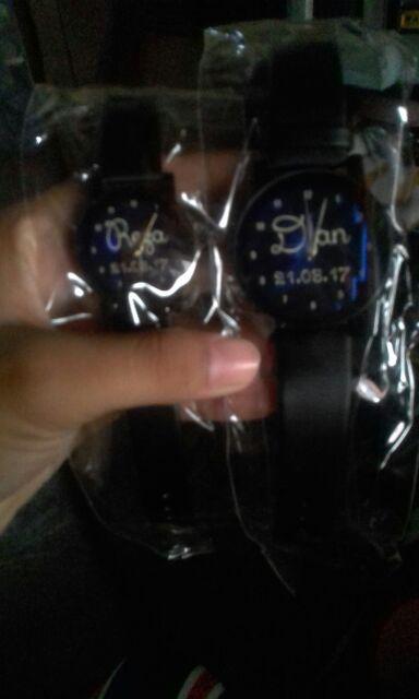 Jc-028b \ Jam Custom \ Bisa Custom Sesuai Keinginan \ Hadiah \ Ultah \ Pernikaha \ Rd Leather