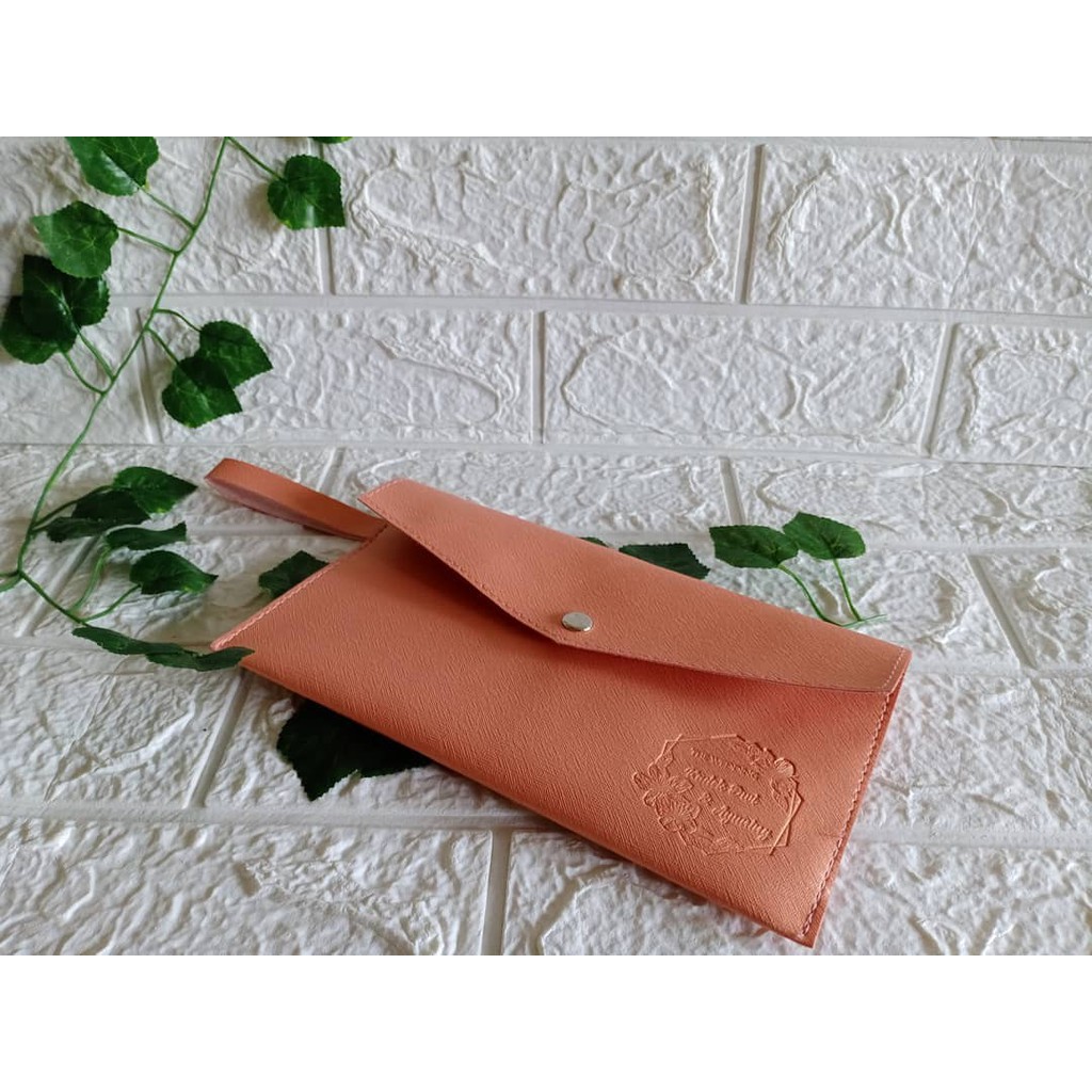 

Clutch Prada Slim