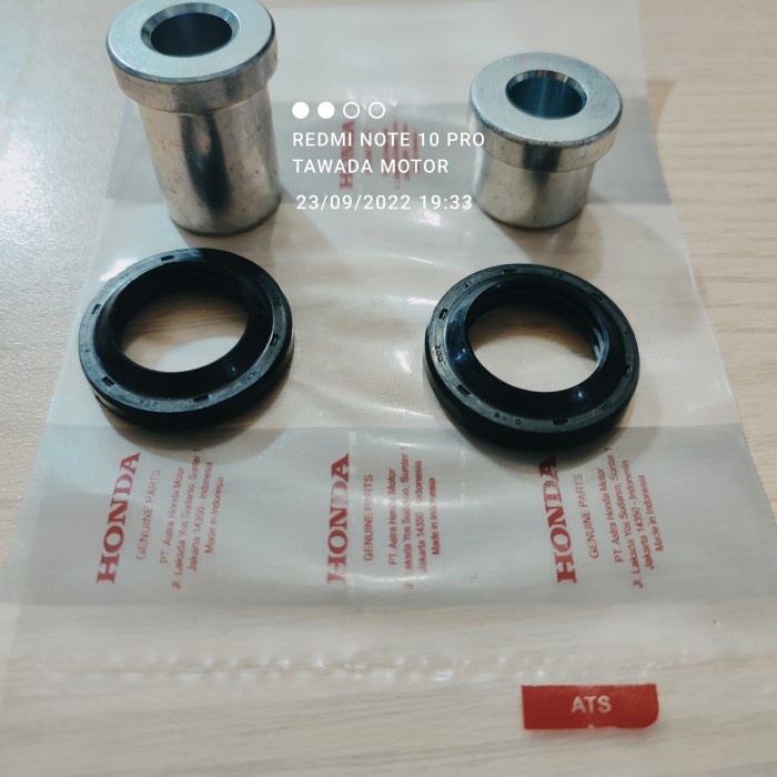 BOS BOSH SET KANAN KIRI PLUS SEAL DEBU HONDA VARIO 125.VARIO 150