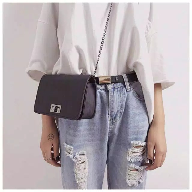 TAS SELEMPANG RANTAI TAS WANITA