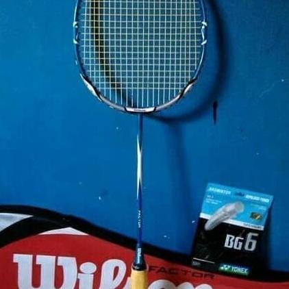 Raket Badminton Wilson K Factor + BG 66 ( Pasang )