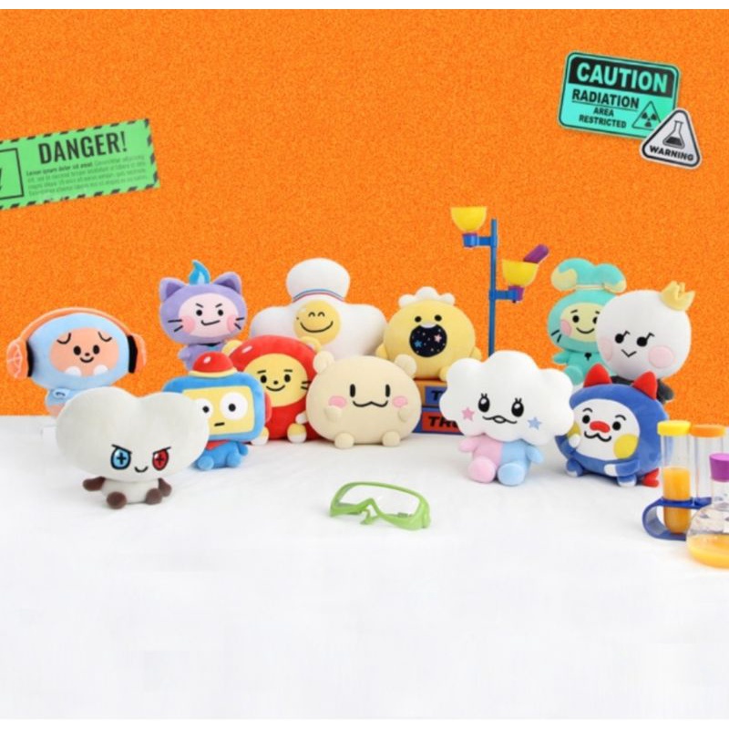 OFFICIAL TRUZ SITTING DOLL TREASURE TEUME