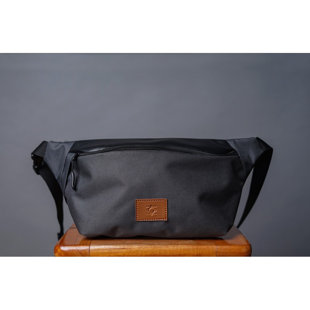 Tas Pinggang Selempang Waist Bag SAUTARA DIONE Unisex