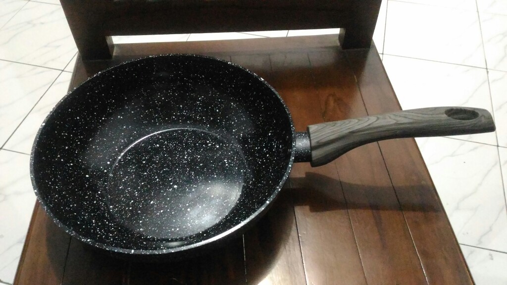 Bolde Super Pan Wajan / Wok Black 24 Cm