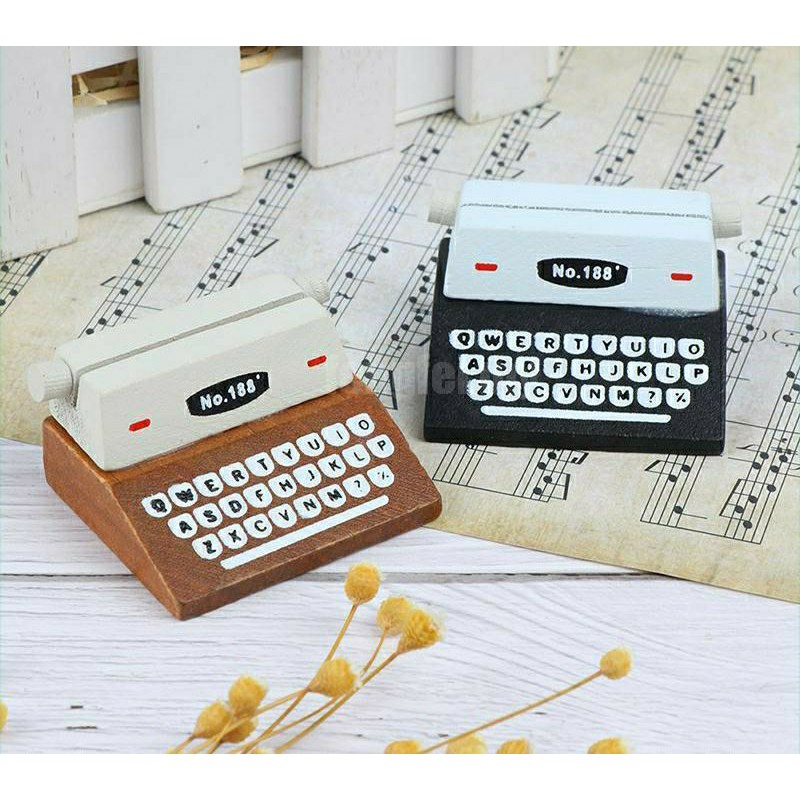 

Holder Foto Memo Name Card Desktop Bentuk Mesin Ketik Mini Lucu Unik Serbaguna Retro Vintage Style