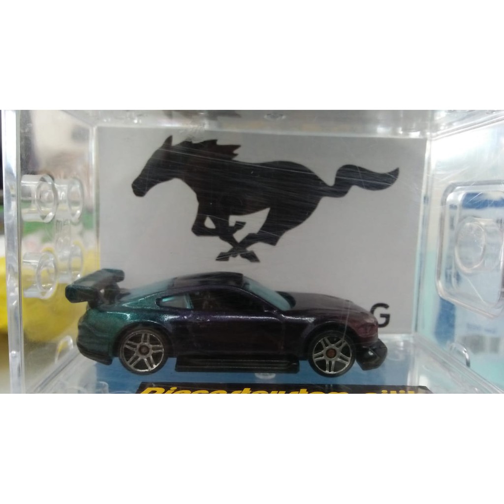 Hot Wheels Custom 18 Ford Mustang GT Repaint Body Interior Base Ban Original Hotwheels HW