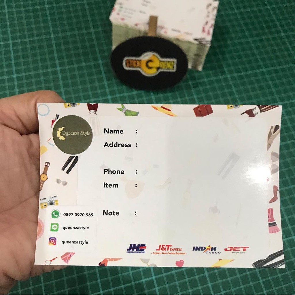 

STIKER LABEL PENGIRIMAN BAHAN CHROMO MINIM ORDER 5 LEMBAR A3+CUTTING