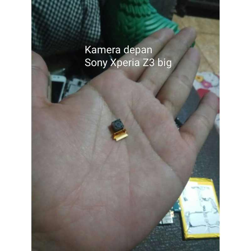 Kamera depan Sony Xperia Z3 big