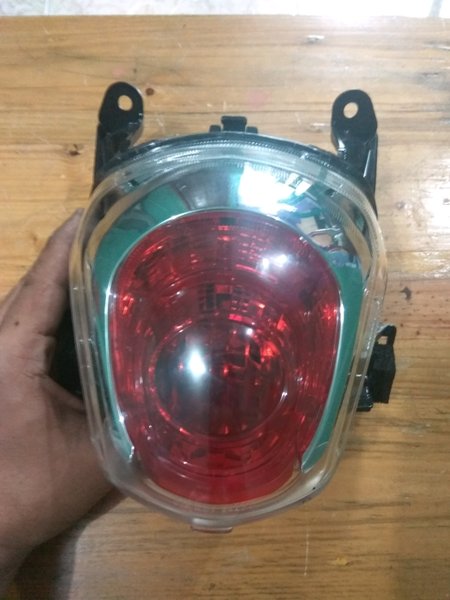 LAMPU STOP. REM KOMPLIT HONDA SCOOPY FI LED ESP NEW 2017 ORIGINAL