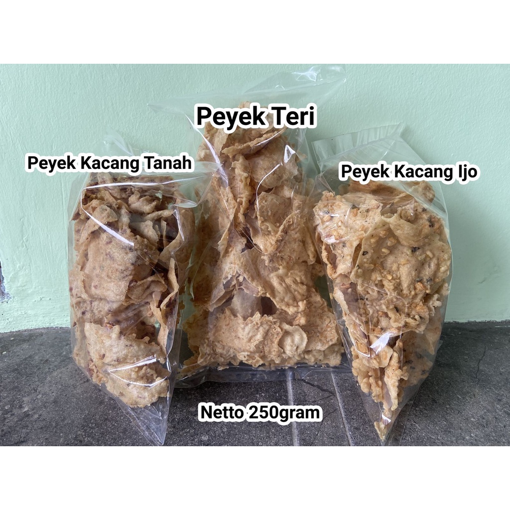 

Aneka Peyek Kacang/Teri/Kacang Ijo - Asli Kudus 250gr