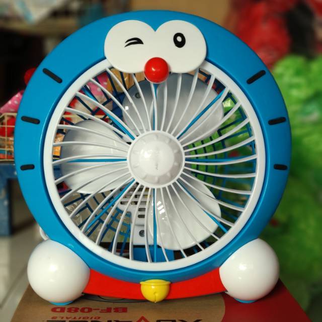 Kipas angin karakter doraemon hello kitty