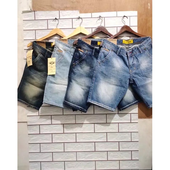 Celana Pendek Pria Mc.Wiscer Polos // Celana Jeans Pendek Pria Model Terbaru // Pendek Distro Mc.Wis