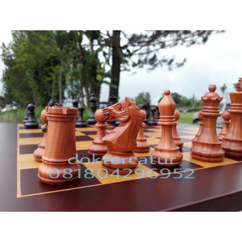 Chess set Fierce knight  catur kayu sawo premium
