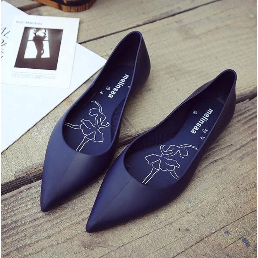 pointed toe jelly flats
