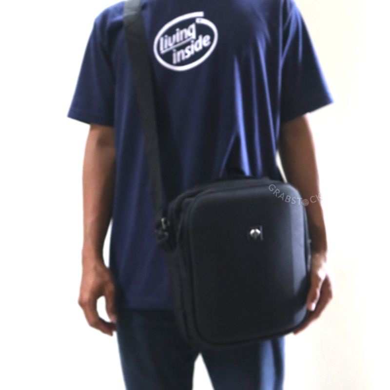 Tracker Tas Selempang Hardcase