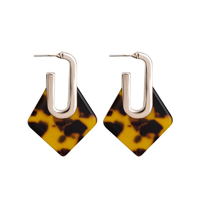 LRC Anting Tusuk Fashion Geometric Shape Decorated Earrings P