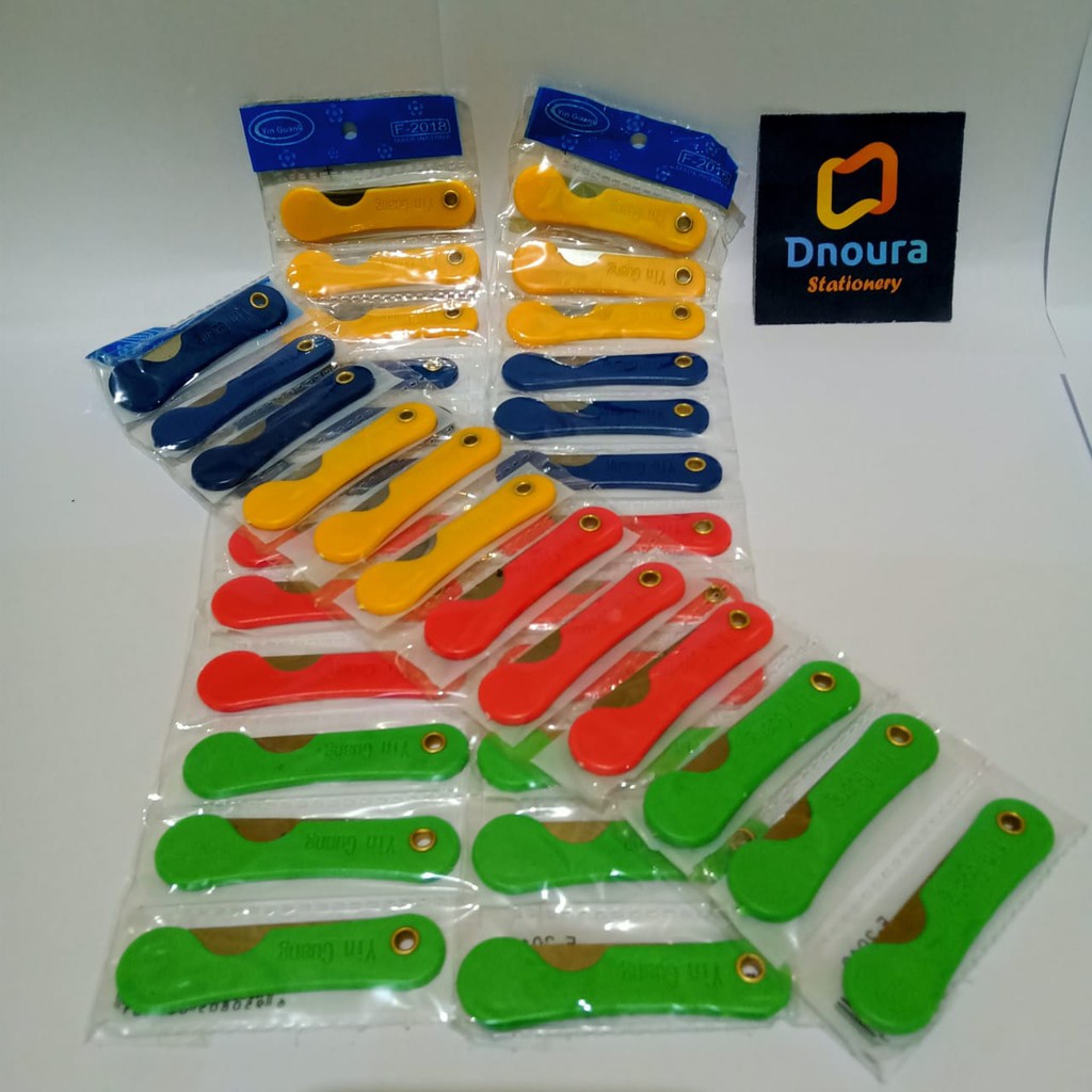 

ECER ( 1 PCS ) Pemes Kecil Warna Warni Pisau Lipat Mini