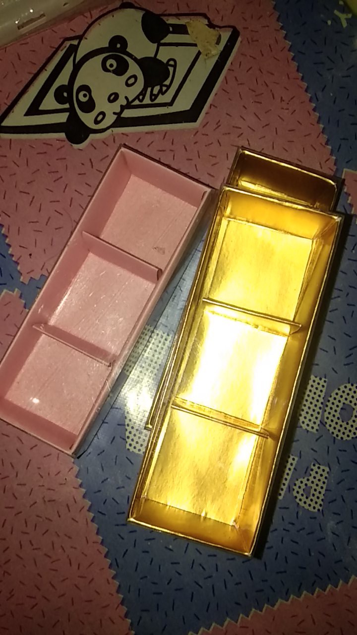 Kotak Coklat - Kotak Nastar Sekat 3