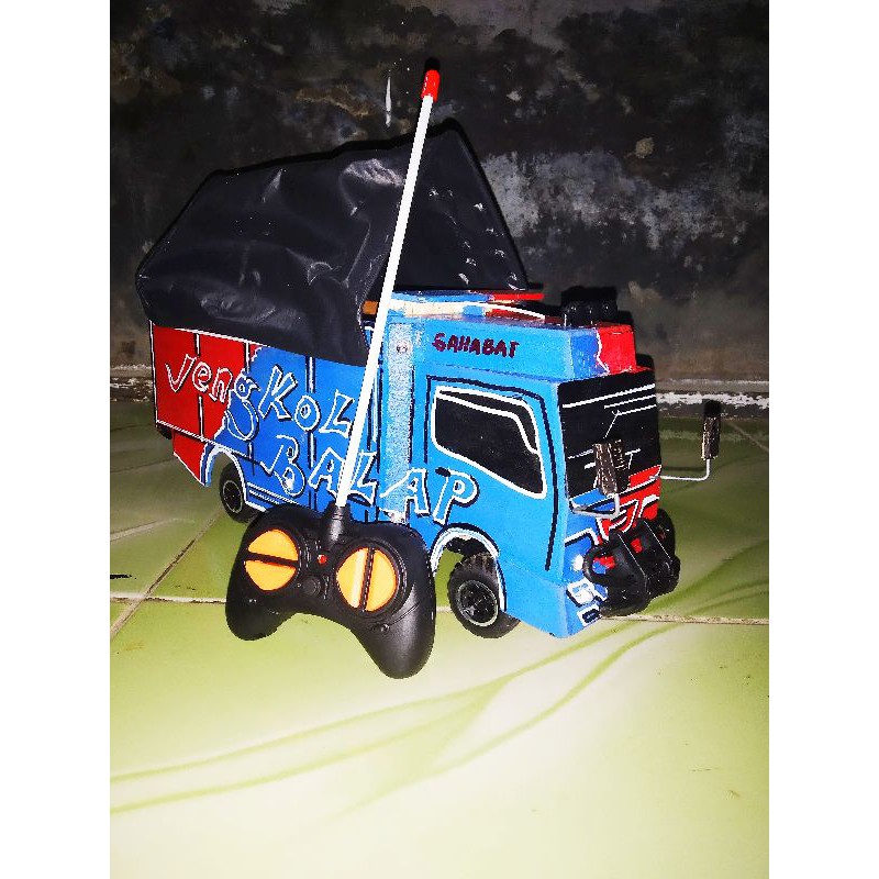 TRUK OLENG REMOT KONTROL