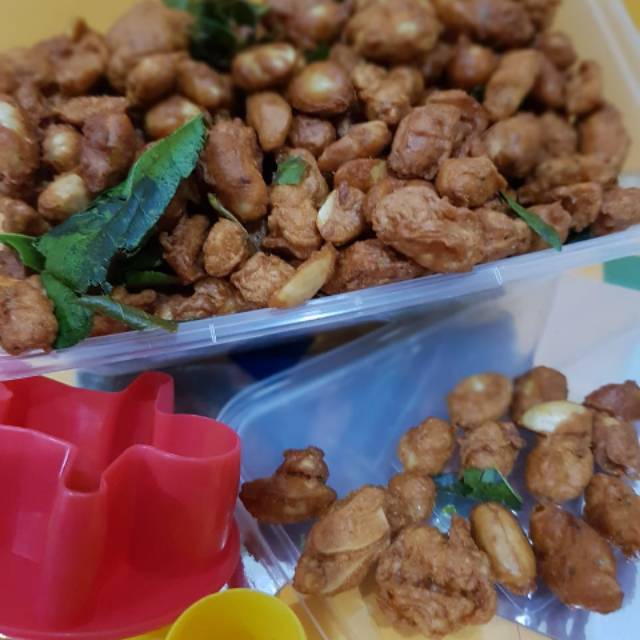 

Kacang Bumbu (Makanan Kering)