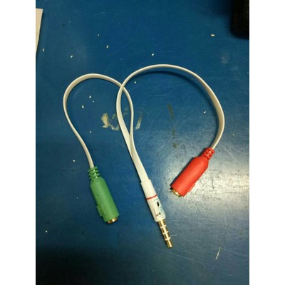 Kabel Audio &amp; Mic Splitter 3,5mm Male to 2Female