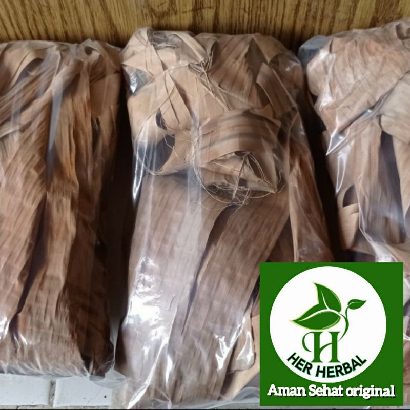 

Daun pisang kering untuk burayak ikan atau breed
