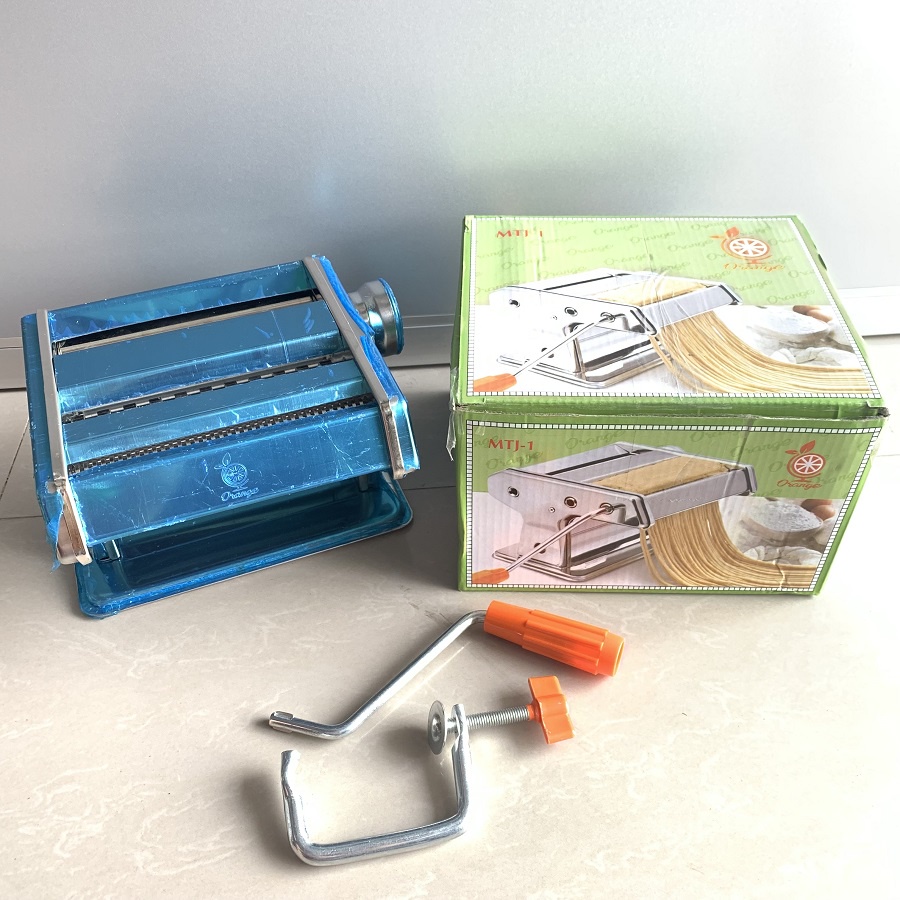 Alat Penggiling Mie Pasta Ampia Molen Orange Gilingan Mie Pasta Maker Manual