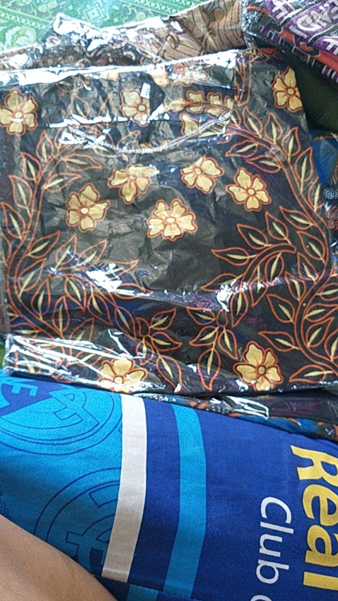 Batik Couple Keluarga Sania Ruffle Ori Ndoro Jowi Dnt Mataram
