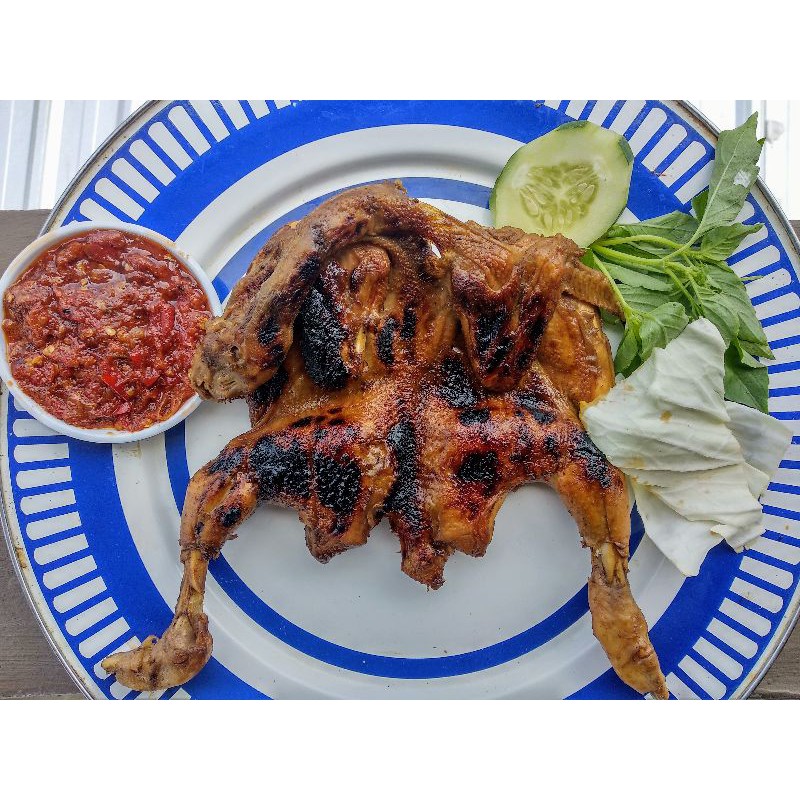 

Ayam Kampung Utuh Bakar 500gram Bumbu Manis