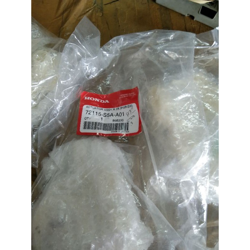 Aktuator Actuator Motor door lock pintu depan kanan pintu bagasi Honda CRV Gen 2 2004 2005 2006