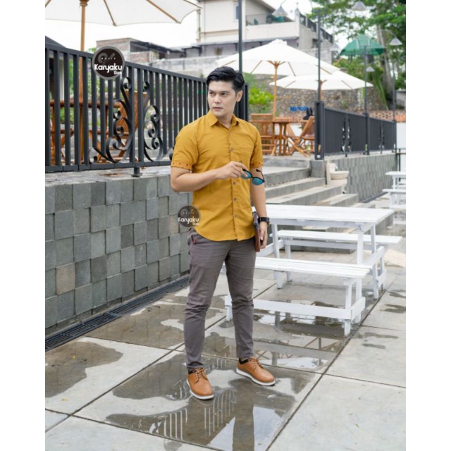 HEM POLOS-HEM PRIA LENGAN PENDEK-HEM PRIA SLIMFIT-HEM PRIA MODERN-HEM POLOS TERBARU-HEM KASUAL-HEM C