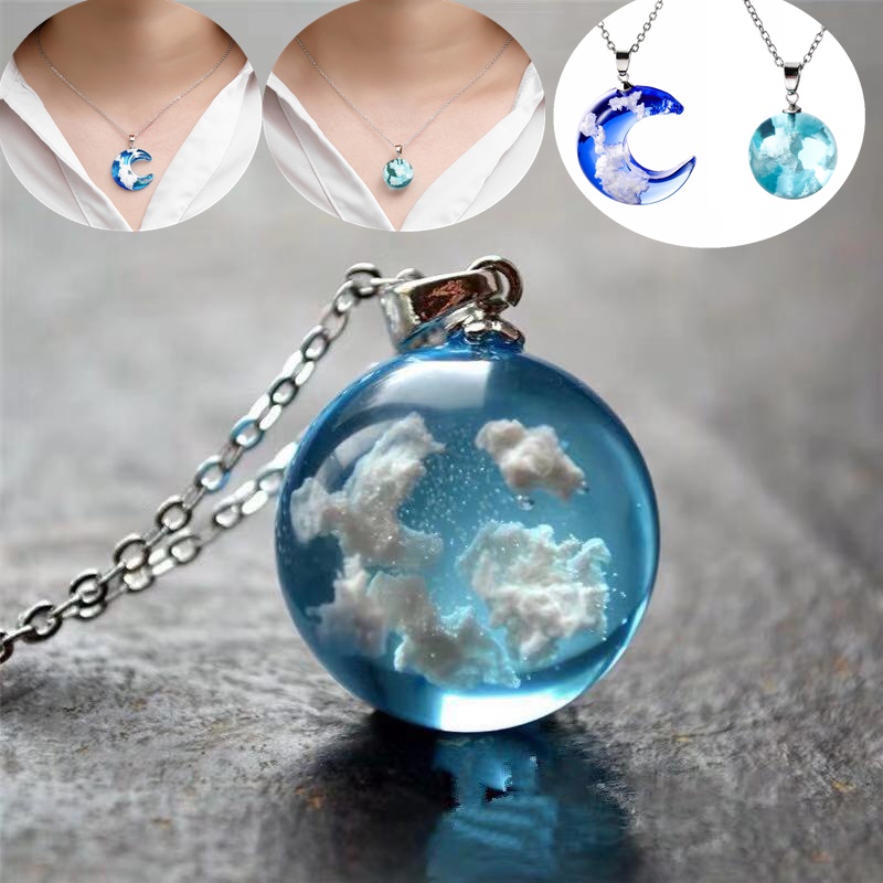 (FULL Jy) Kalung Rantai Dengan Liontin Bulan Sabit + Bola Resin Motif Langit Biru + Awan Putih Untuk Wanita