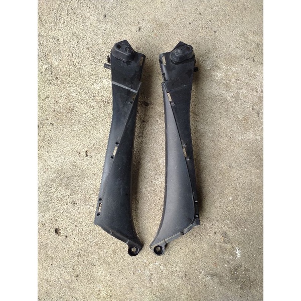 Cover Sambungan Sayap Dalam Honda Supra X125 Batman ORI AHM BEKAS SECOND COPOTAN