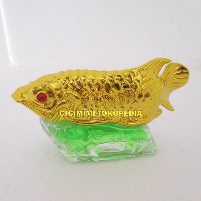 #9905 Parfum Mobil Model Ikan Arwana Gold